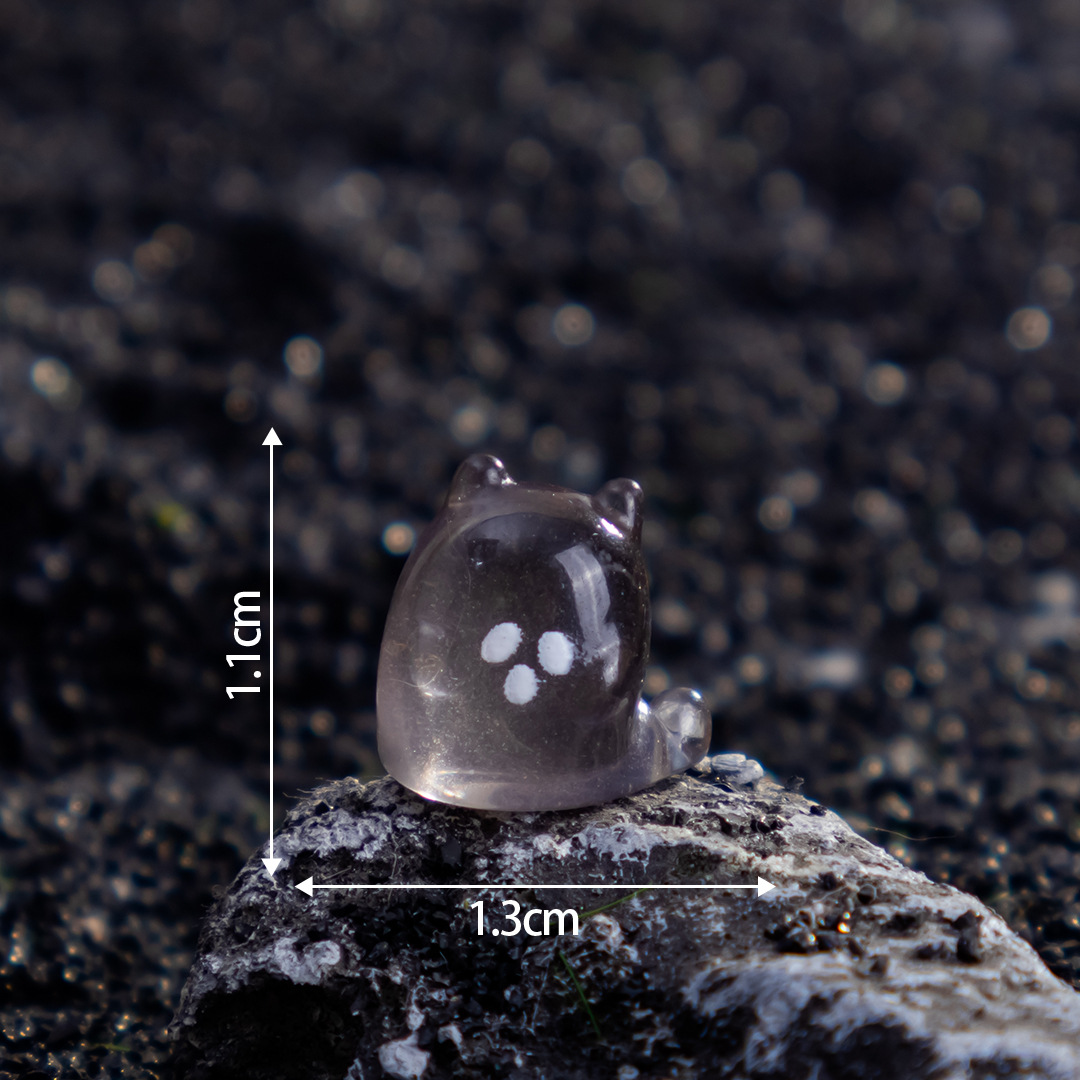 Glossy-black tail ghost