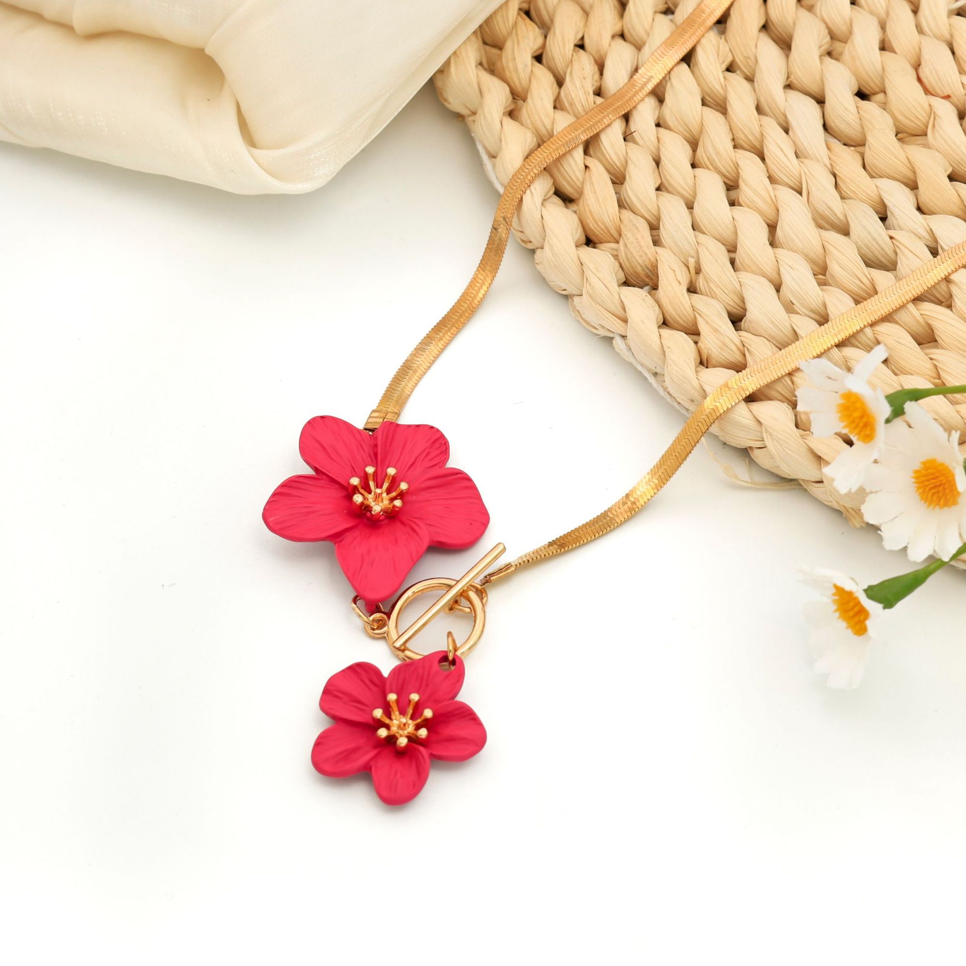 Rose flower necklace