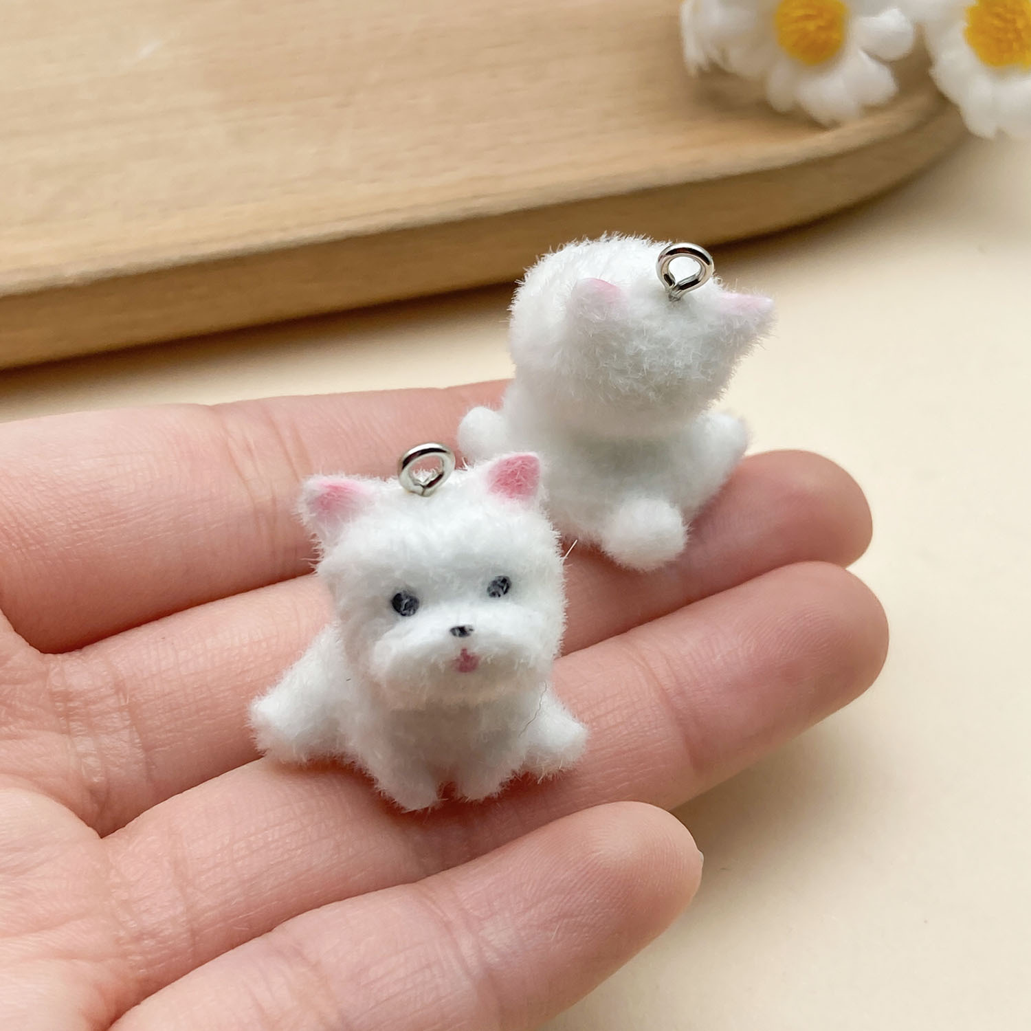 23143-1 white and pink resin flocked animal sitting puppy 26x23mm-4.1g