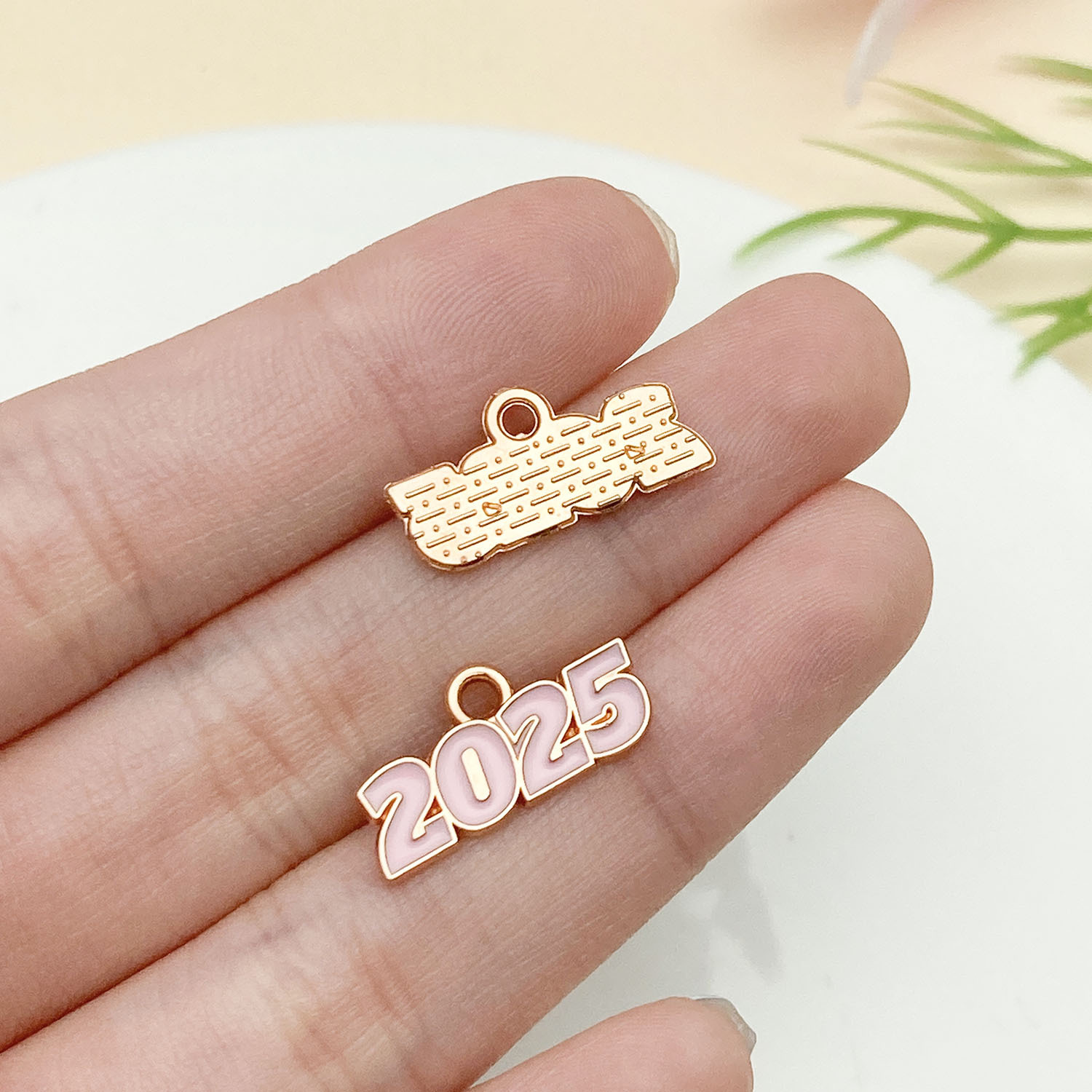 23339-1 kc gold pink oil dripping zinc alloy 2025 number plate 9x18mm-0.6g