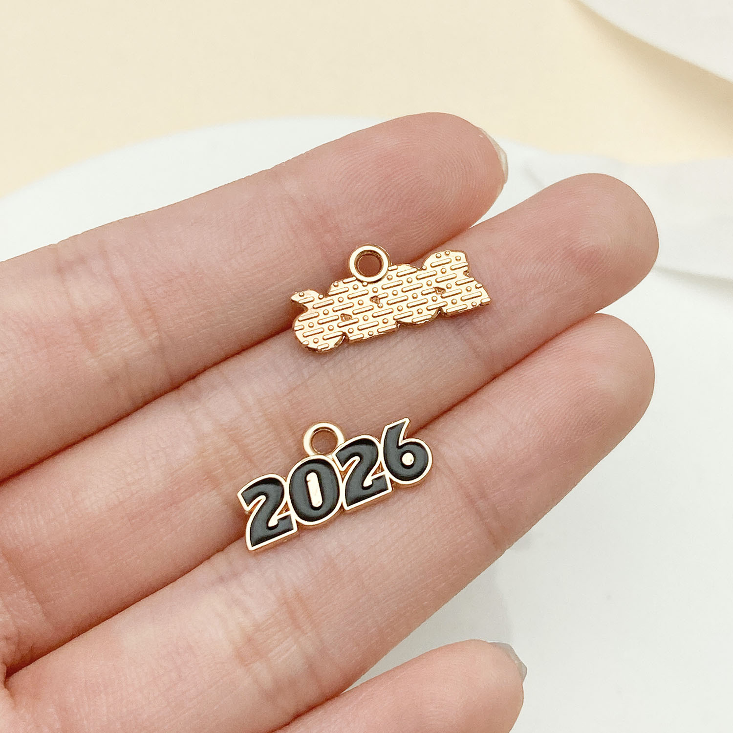 23347-1 kc gold black oil dripping zinc alloy 2026 number plate 9x17mm-0.5g