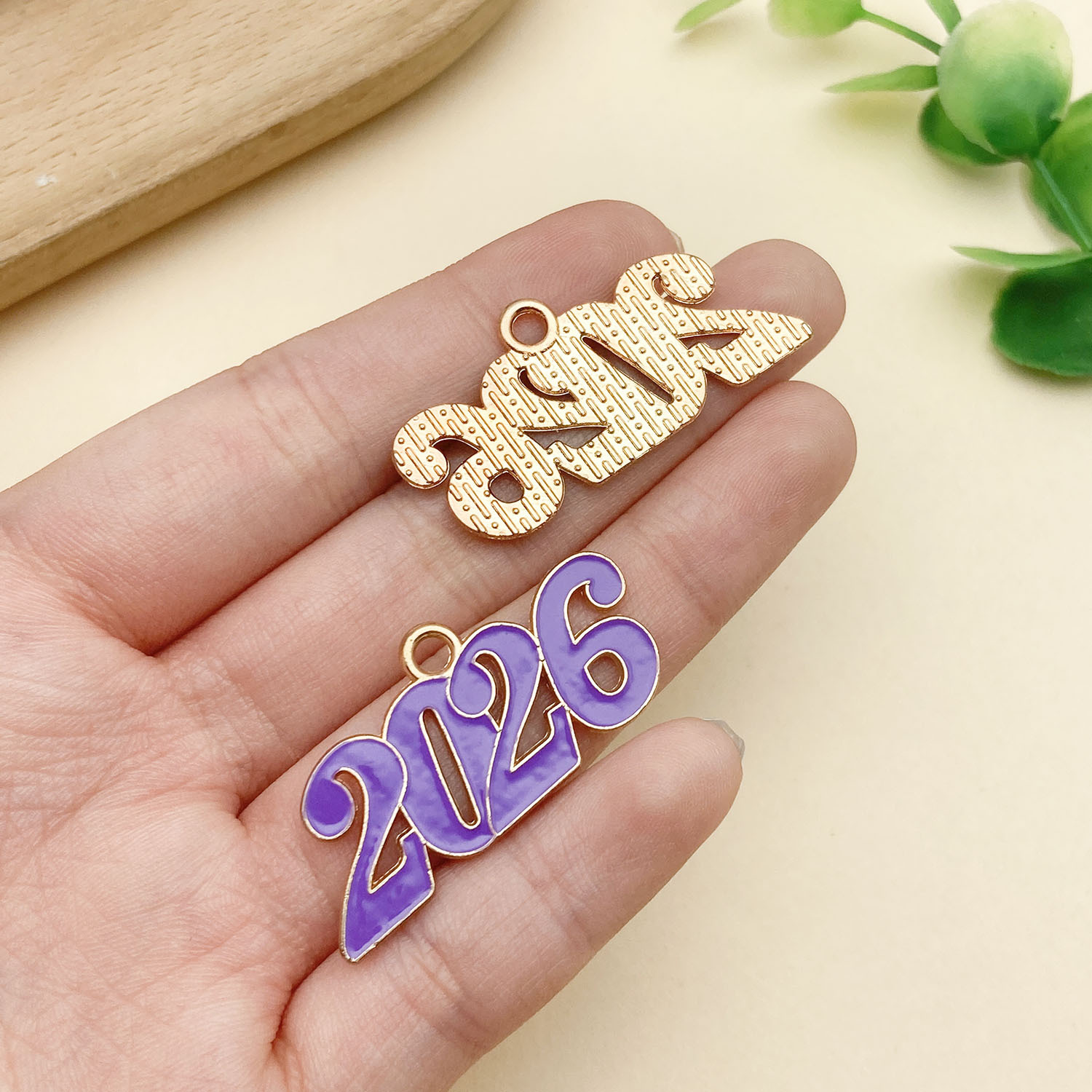 23359-1 large kc gold purple dripping zinc alloy 2026 number plate 18x37mm-2.35g