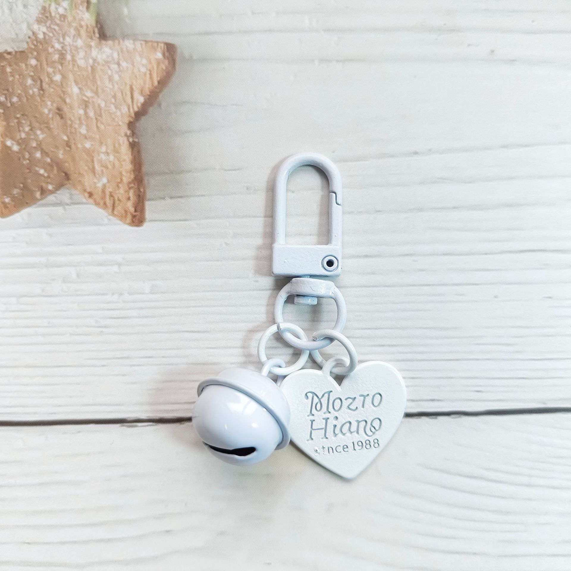 White 18mm bell   alloy love piece