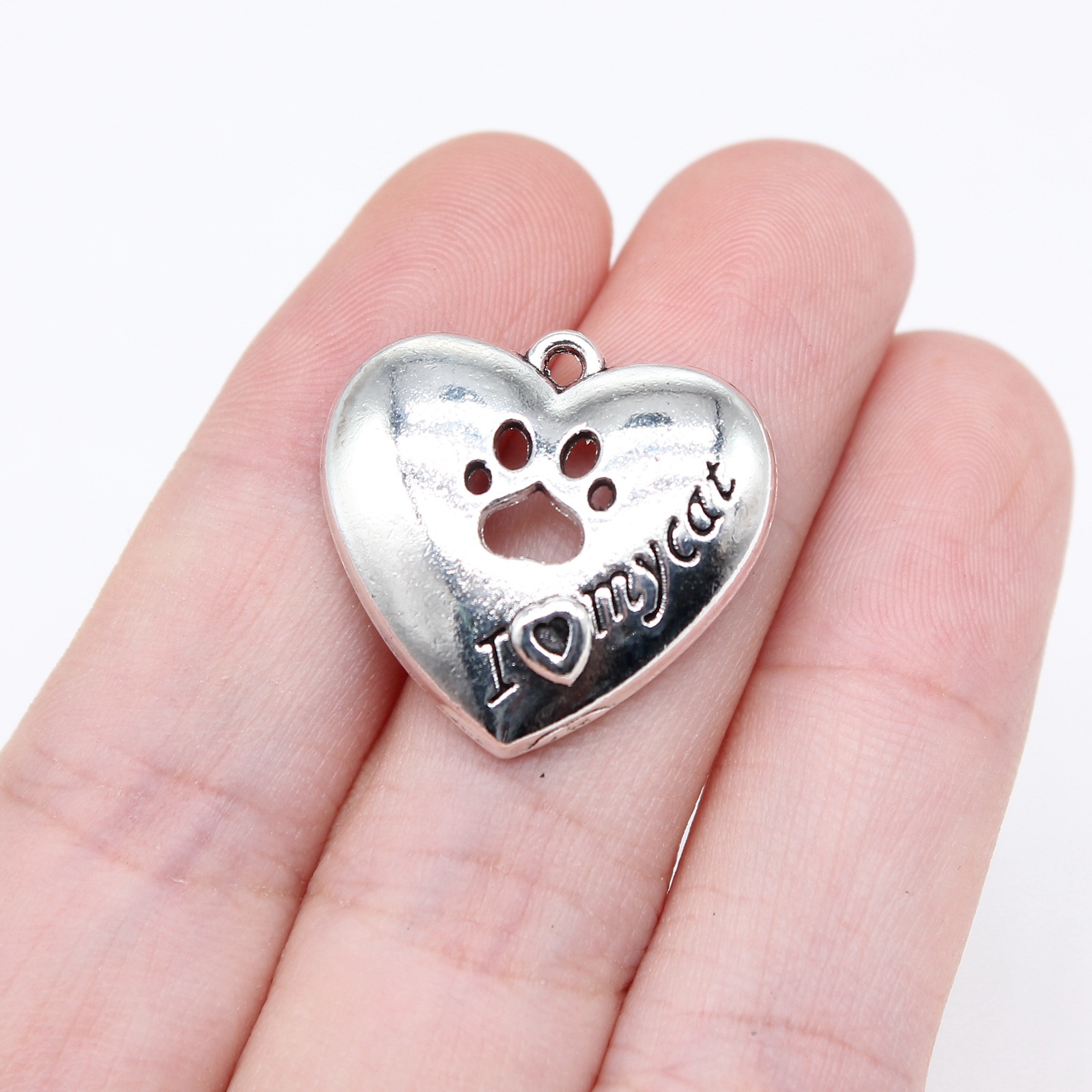 couleur argent antique