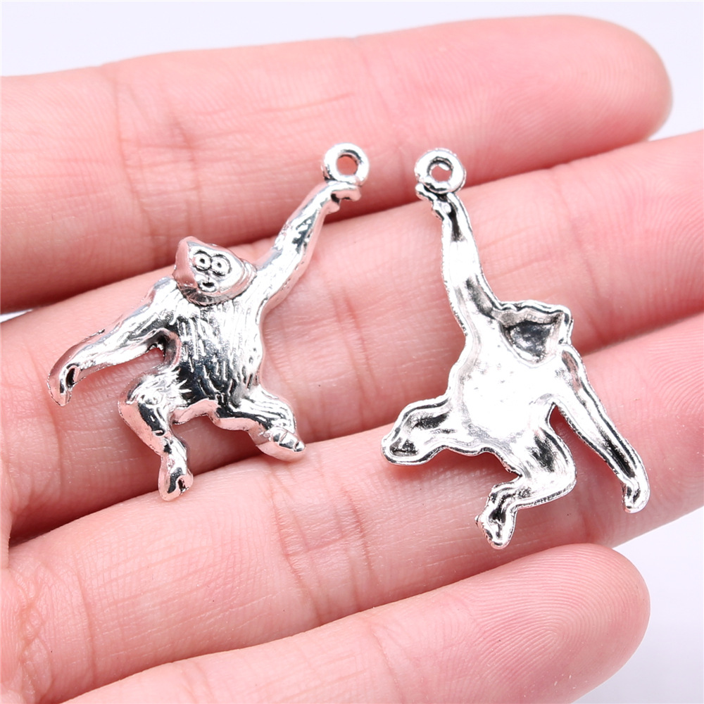 antique silver color