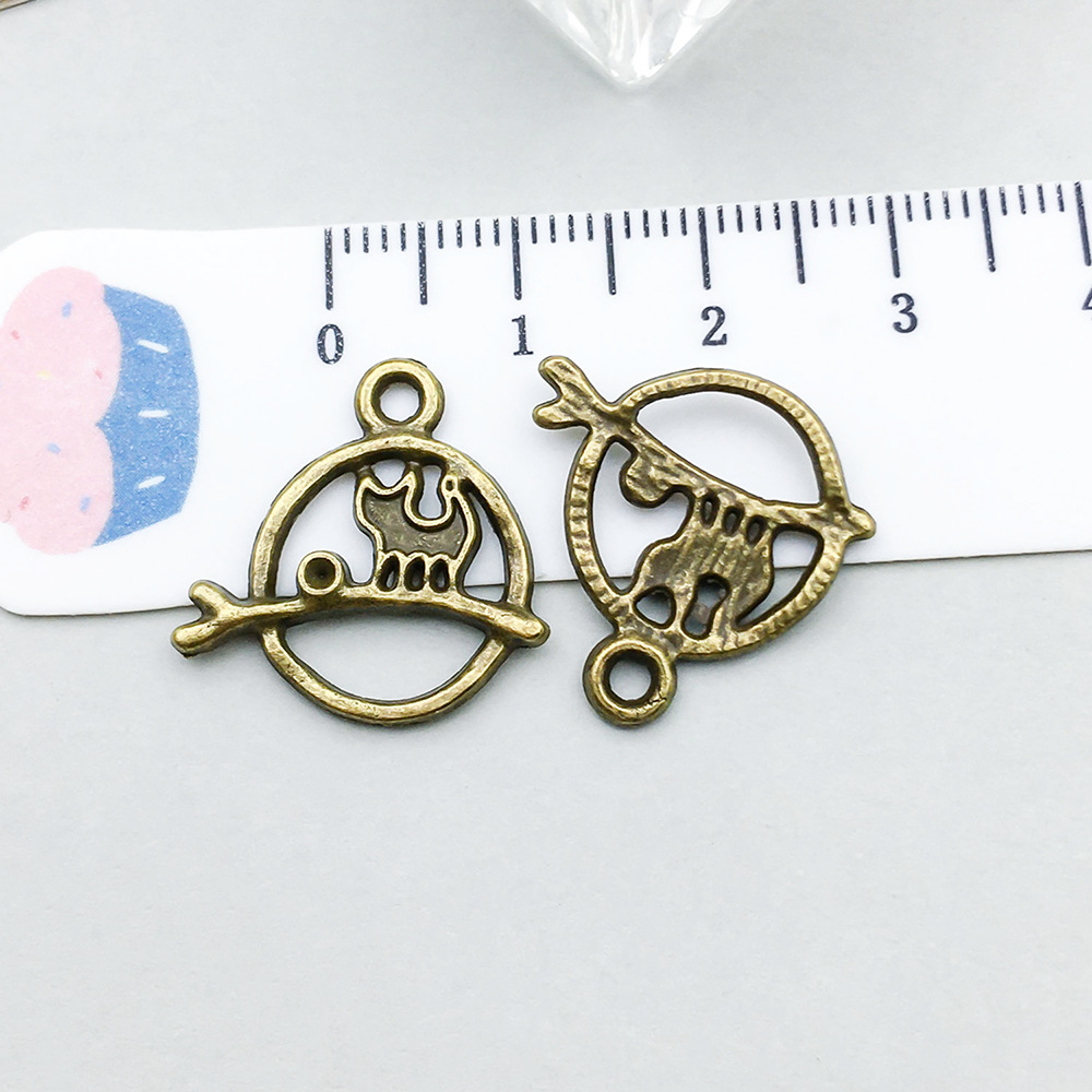 1 ancient green branch ring cat 19*19mm