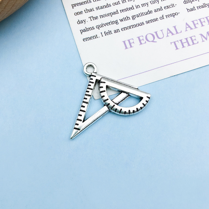 1 12158-Gu Yin Graduation Season Ruler 20 × 21mm