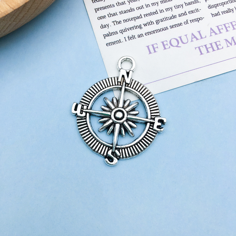 1 B263-Gu Yin Graduation Season Compass 24 × 29mm