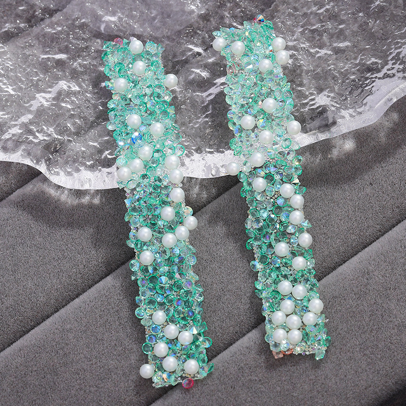 4 transparent mint green [with pearls]]
