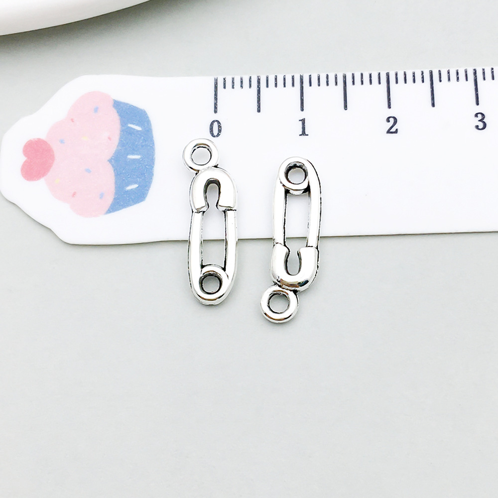 1 ancient silver pin 6*19mm