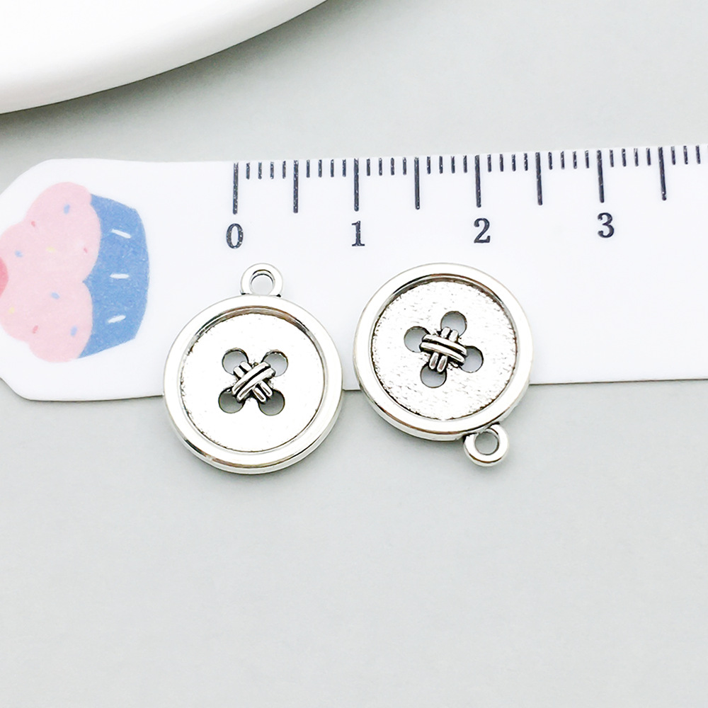 1 ancient silver button 17*14mm