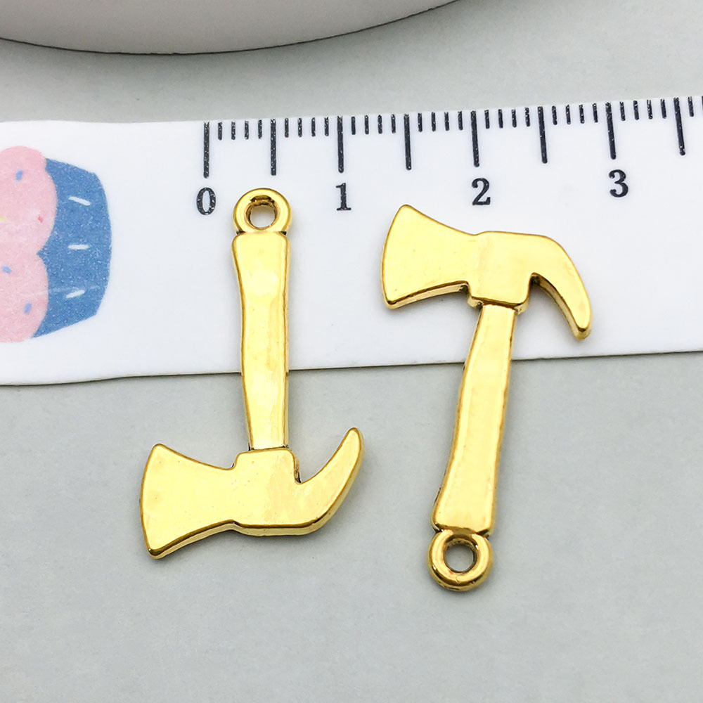 1 ancient gold ax 26*15mm