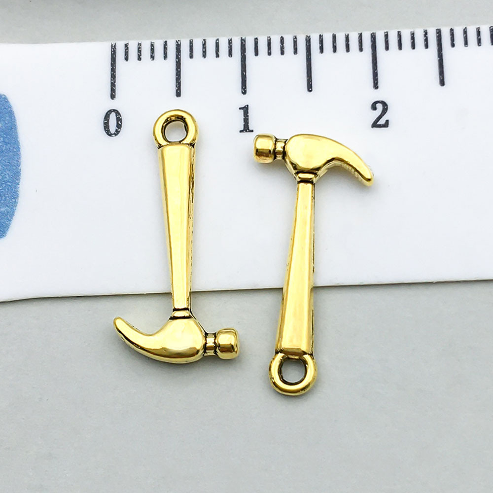 1 ancient gold hammer 19*9mm