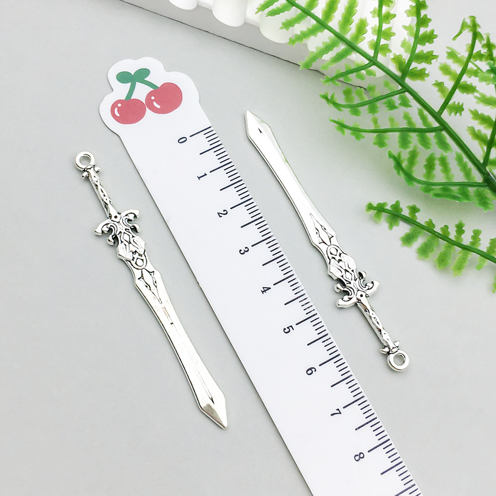 1 ancient silver sword 11*69mm