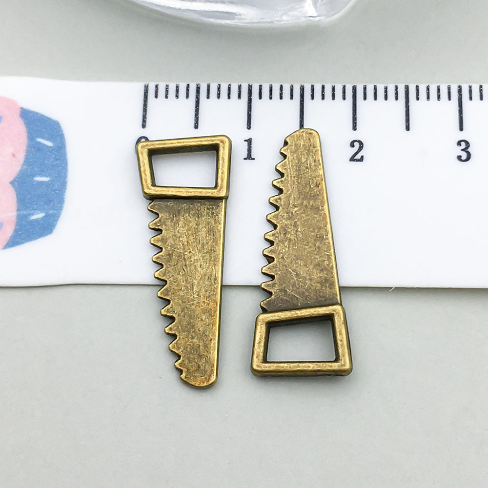 1 ancient green saw 9*23mm