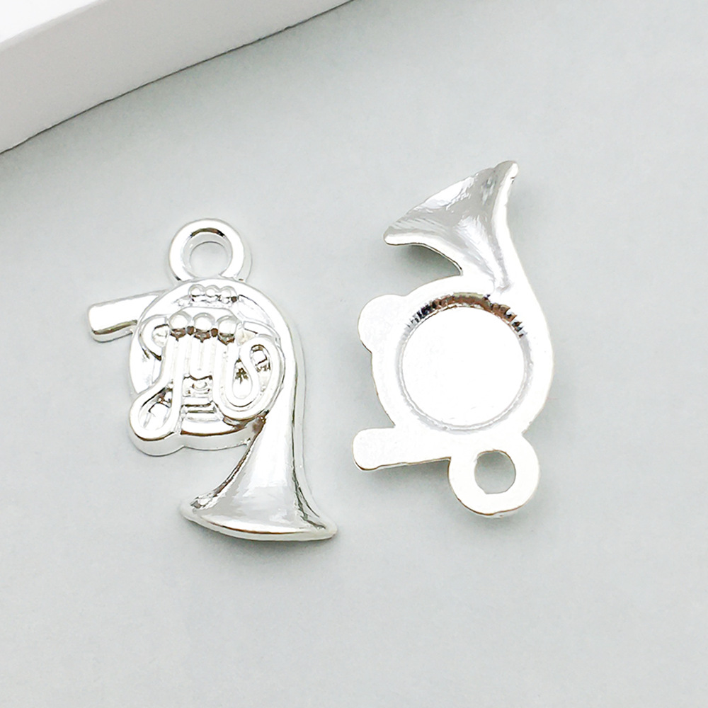 1 bright silver speaker 15*20mm