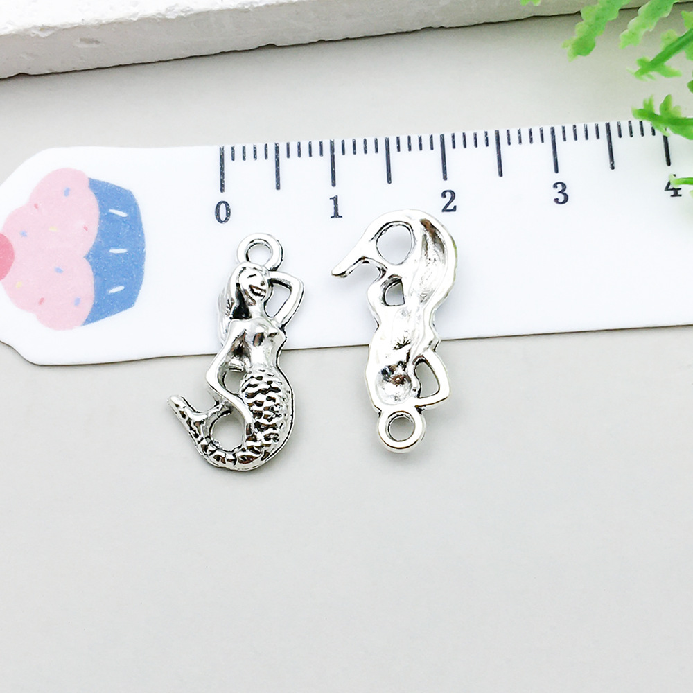 1 ancient silver mermaid 11*23mm-1g-8756