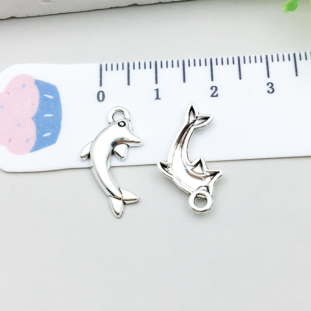 1 ancient silver dolphin 11*21mm-0.5g-17314