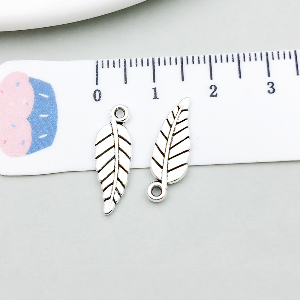 1 ancient silver leaf 7*20mm