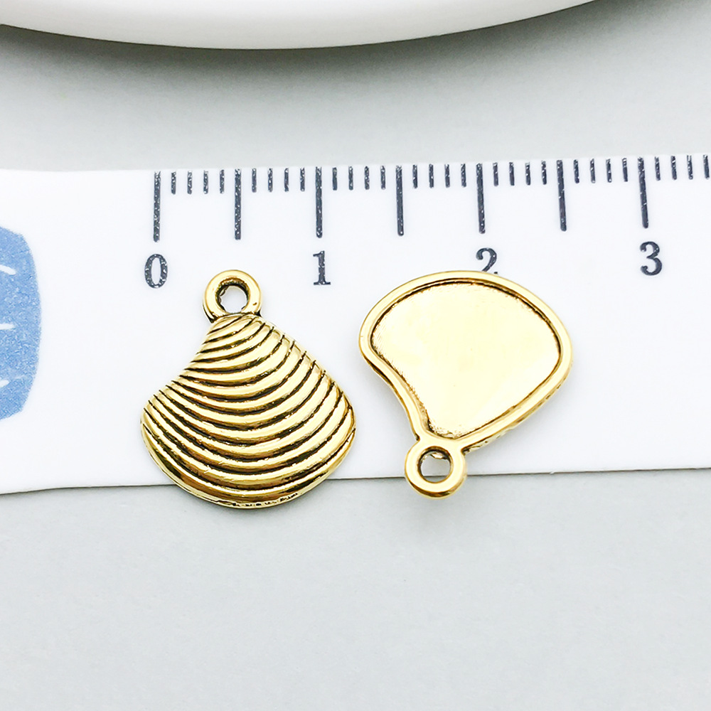 1 ancient gold shell 15*13mm--20735