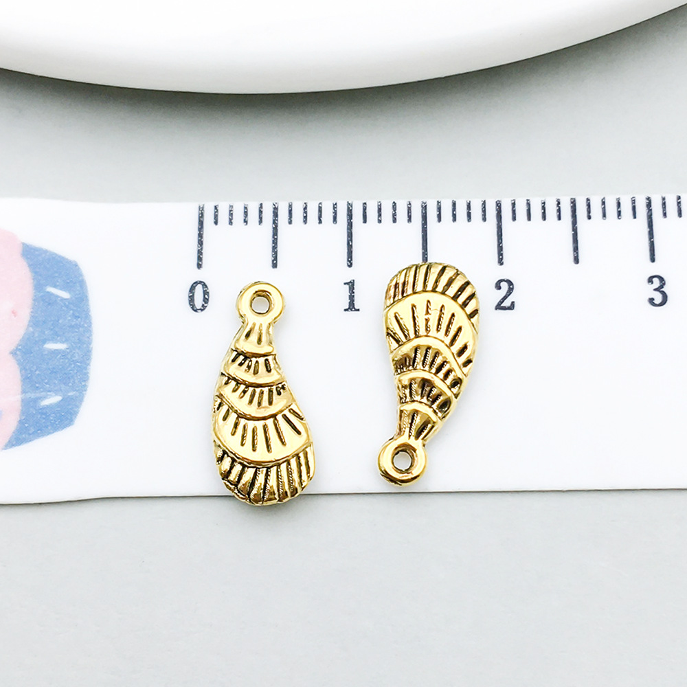 1 ancient gold conch 15*6mm--20745