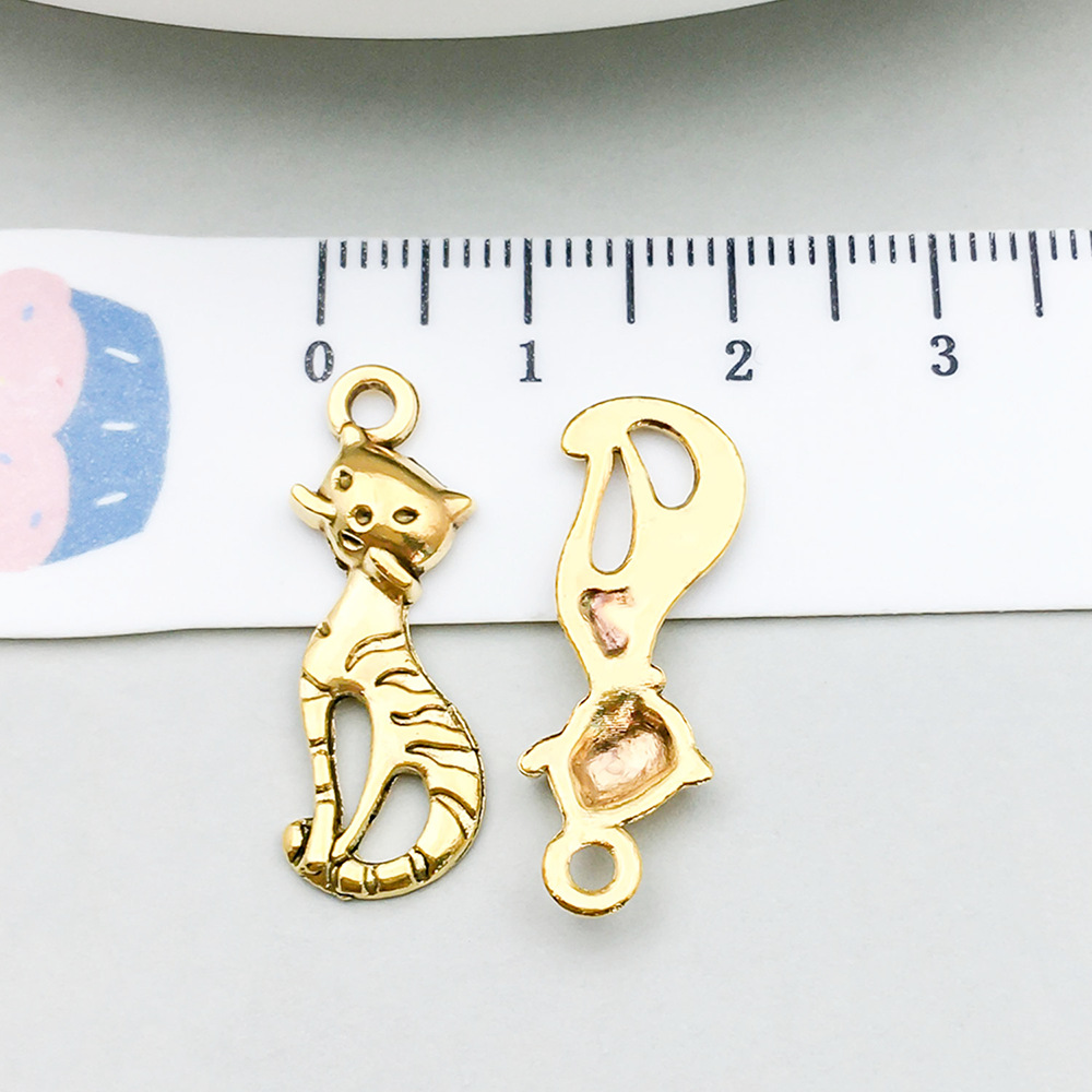 1 ancient gold horizontal grain cat 25*9mm-0.8g-20595