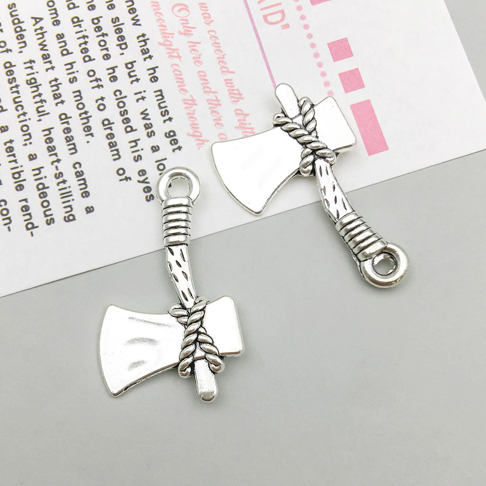 1 ancient silver tool ax 17*28mm-1.9g-18406