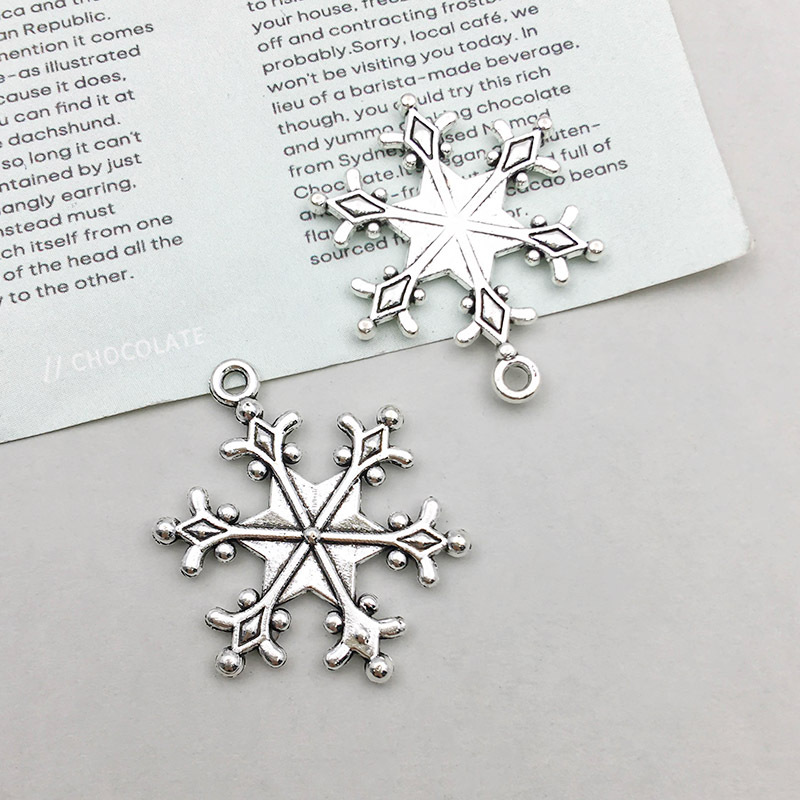 1 snowflake 22*28mm-2.2g-4075