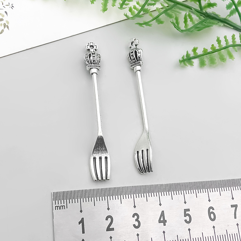 1 ancient silver crown fork 58*8mm-2.5g-18826