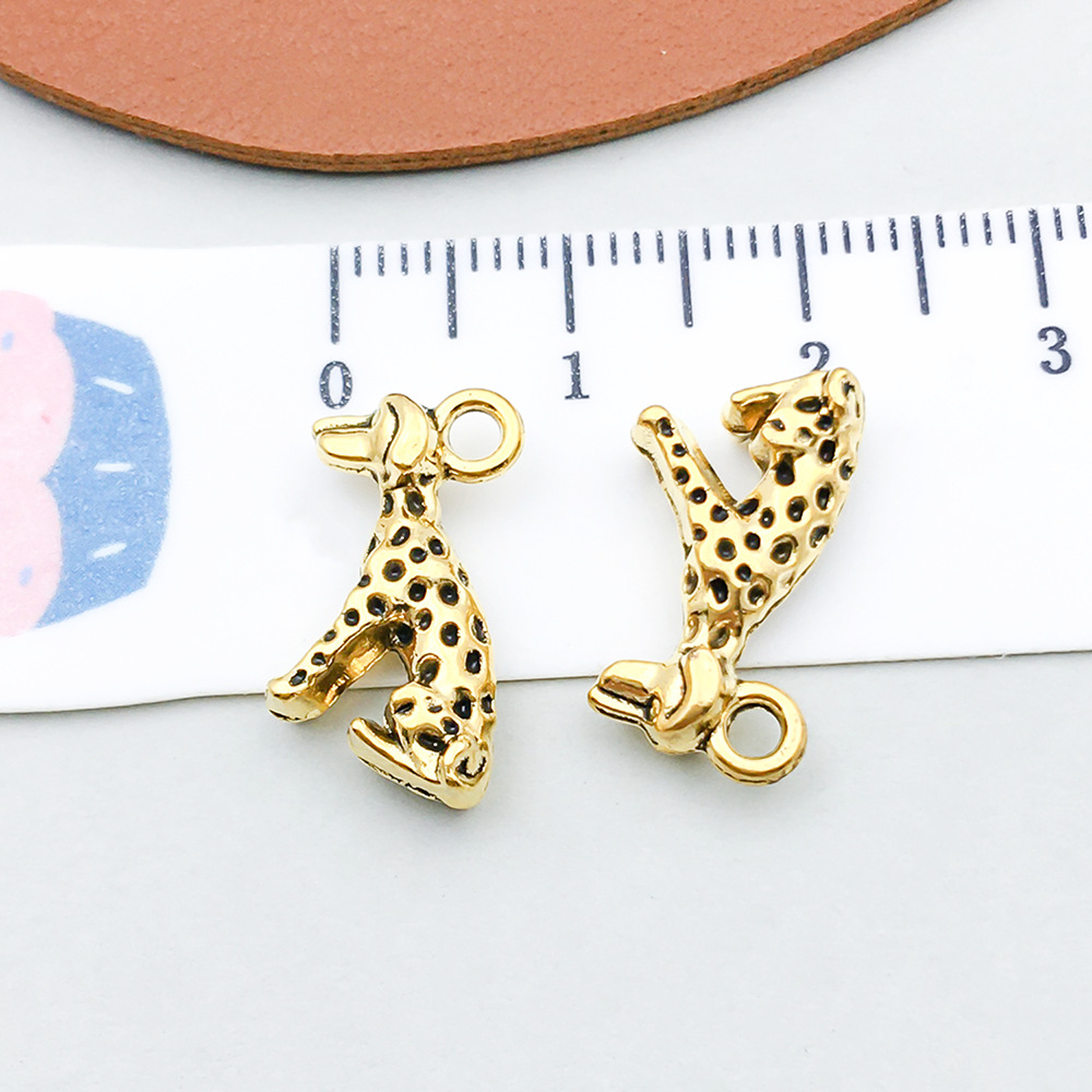 1 ancient gold spotted dog 16*9mm-1.4g-20554