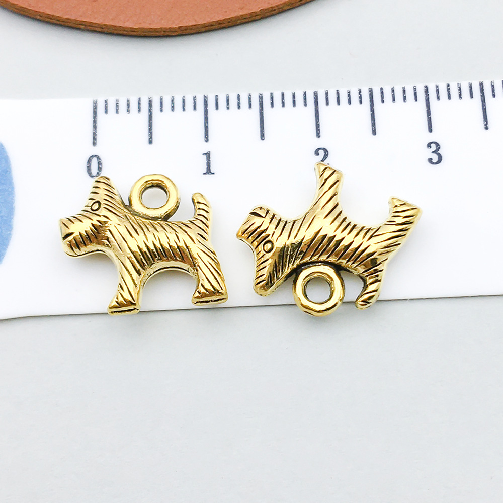 1 ancient gold long-haired dog 13*13mm-1.6g-20562