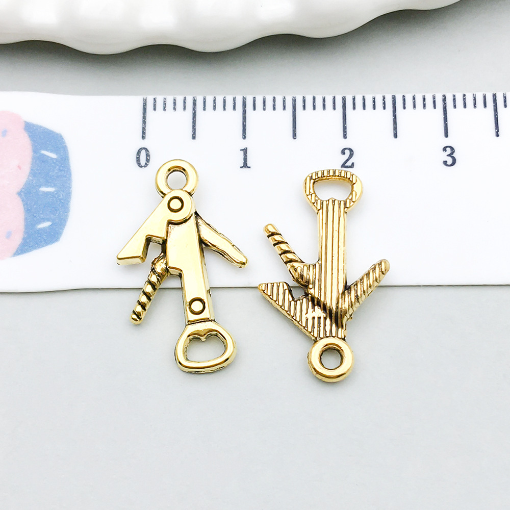 1 ancient gold screwdriver 12*21mm-0.9g-20761