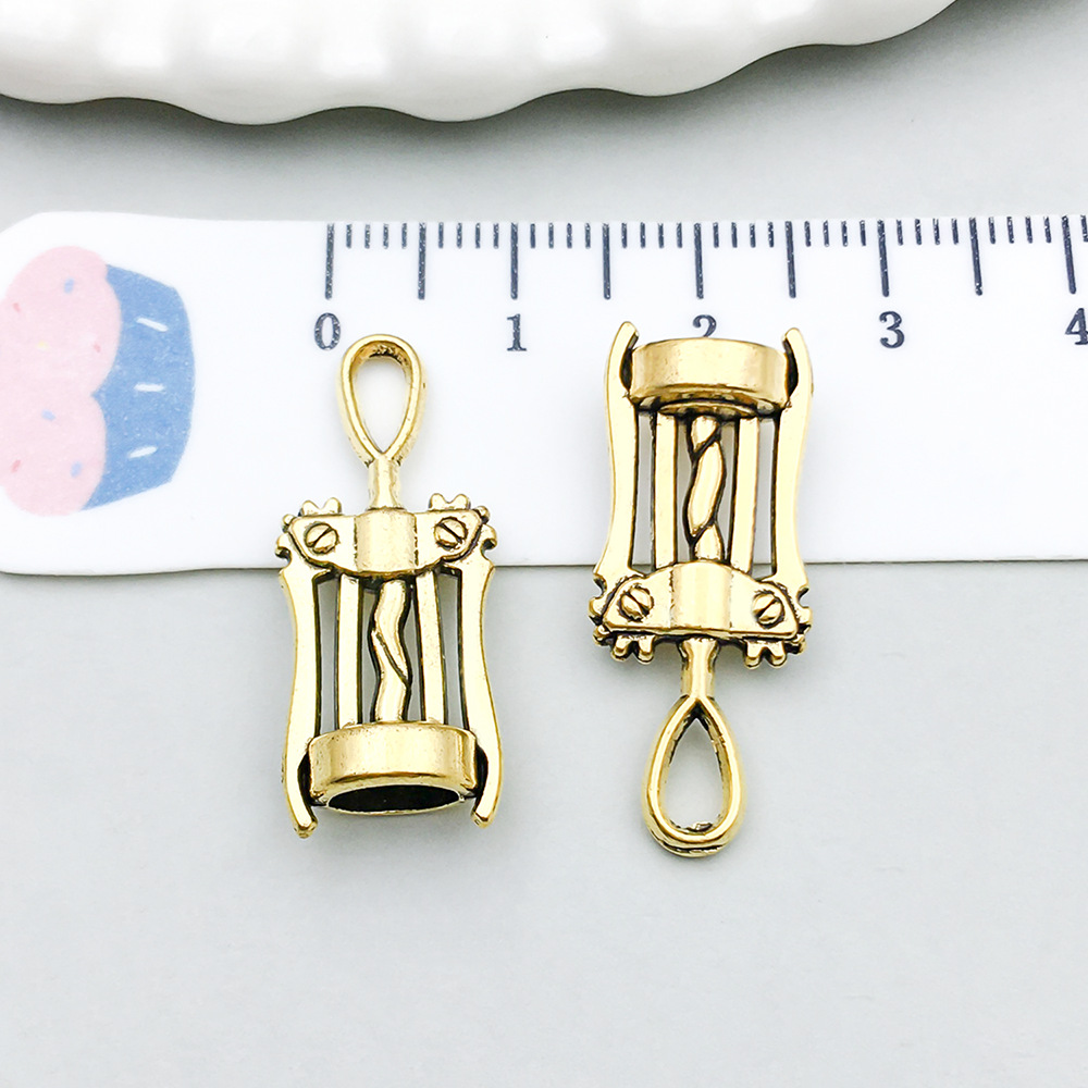 1 ancient gold screwdriver 11*27mm-1.9g-20764