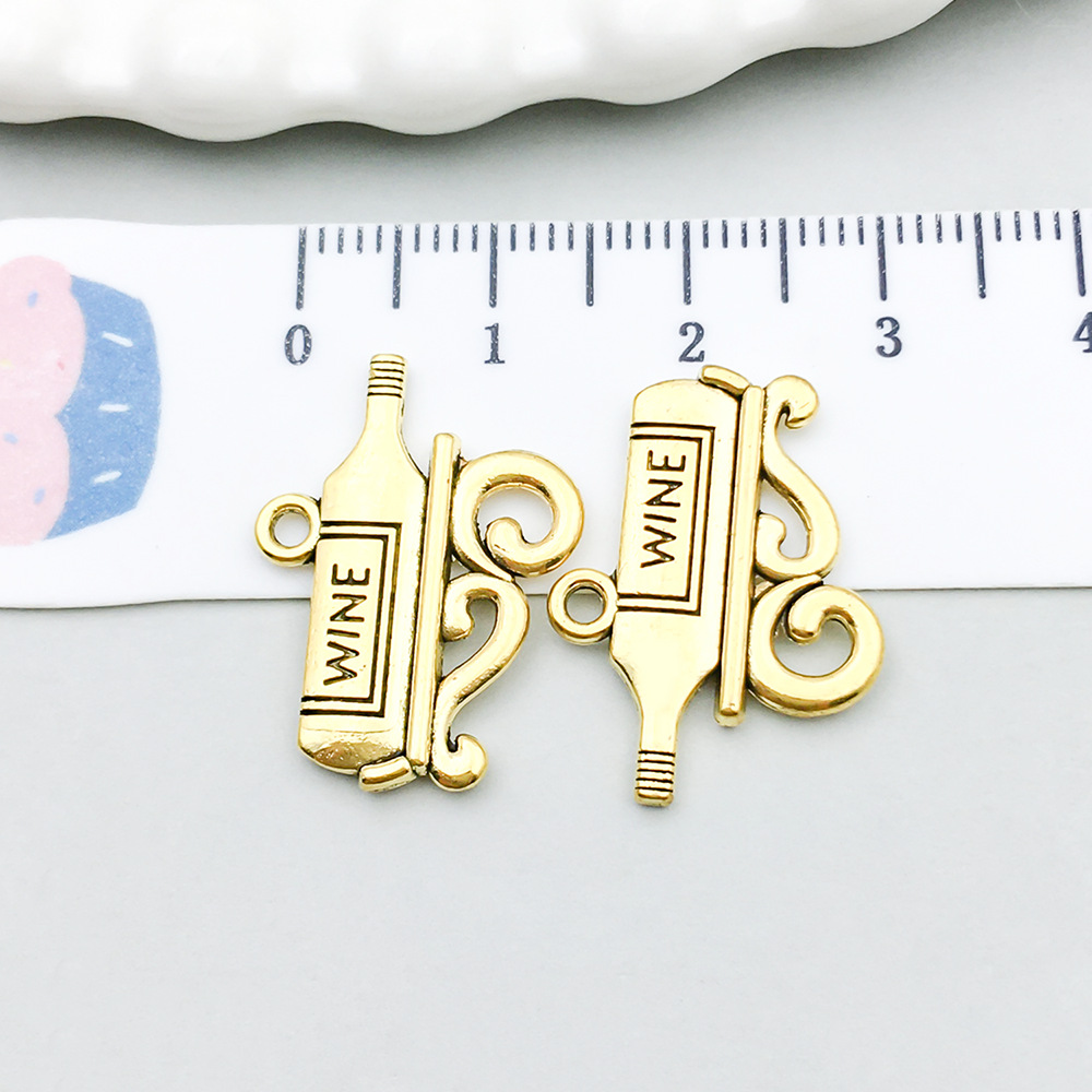 1 ancient gold wine bottle 11*22mm-1.7g-20765