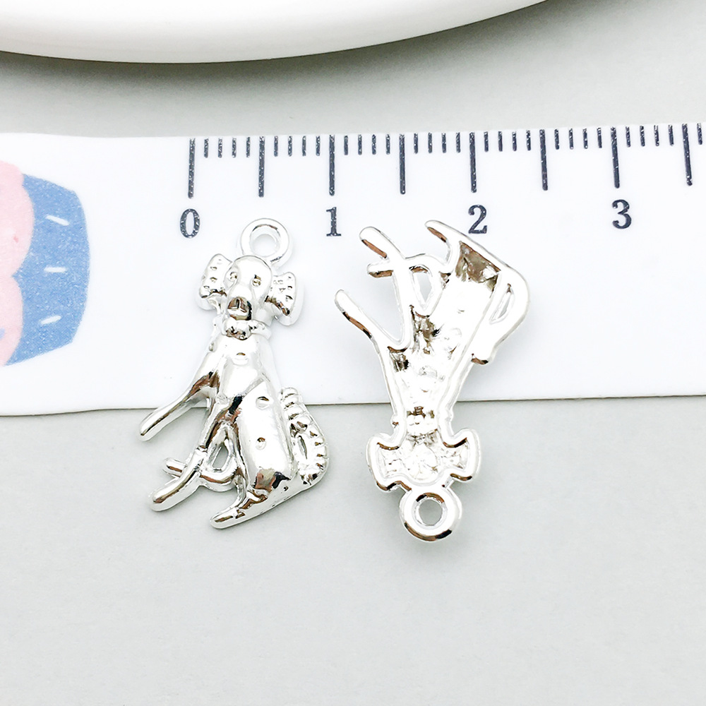 1 bright silver sitting dog 22*13mm-1.2g-20546