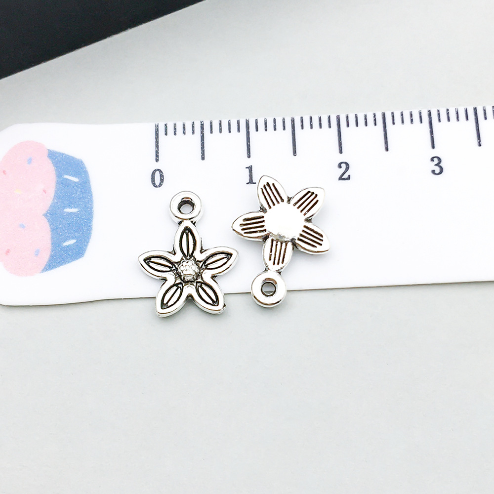 1 ancient silver flower 11*14mm-0.4g-4367