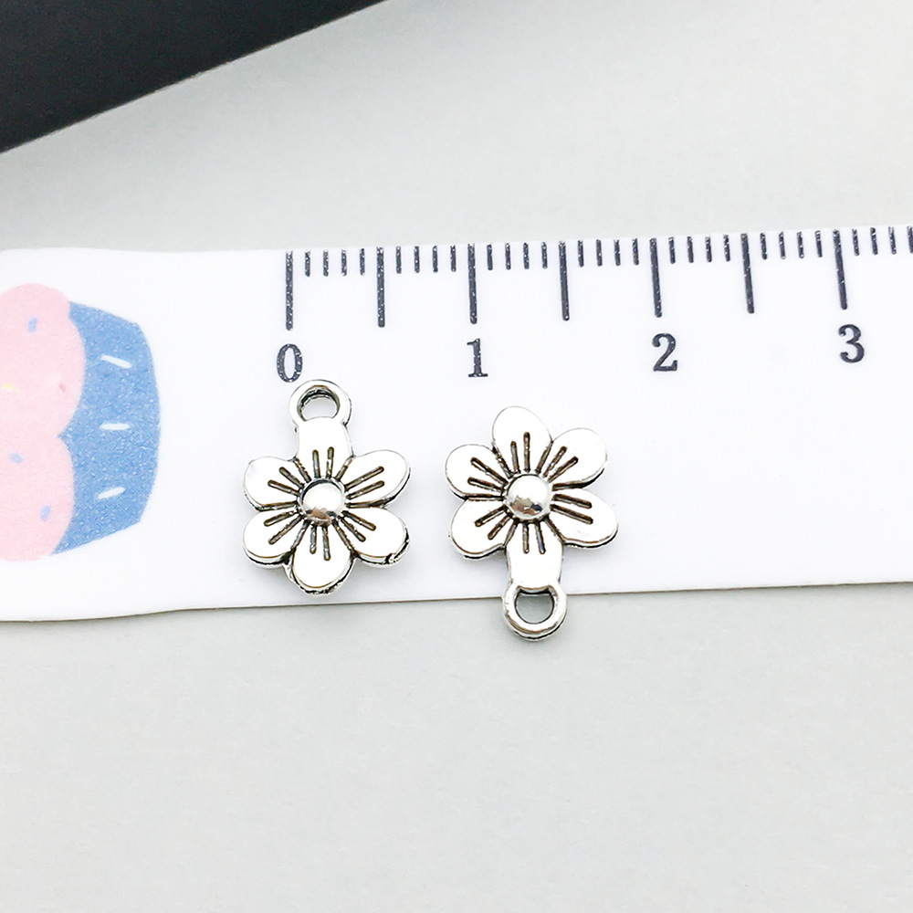 1 ancient silver sunflower 8*11mm-0.6g-15718