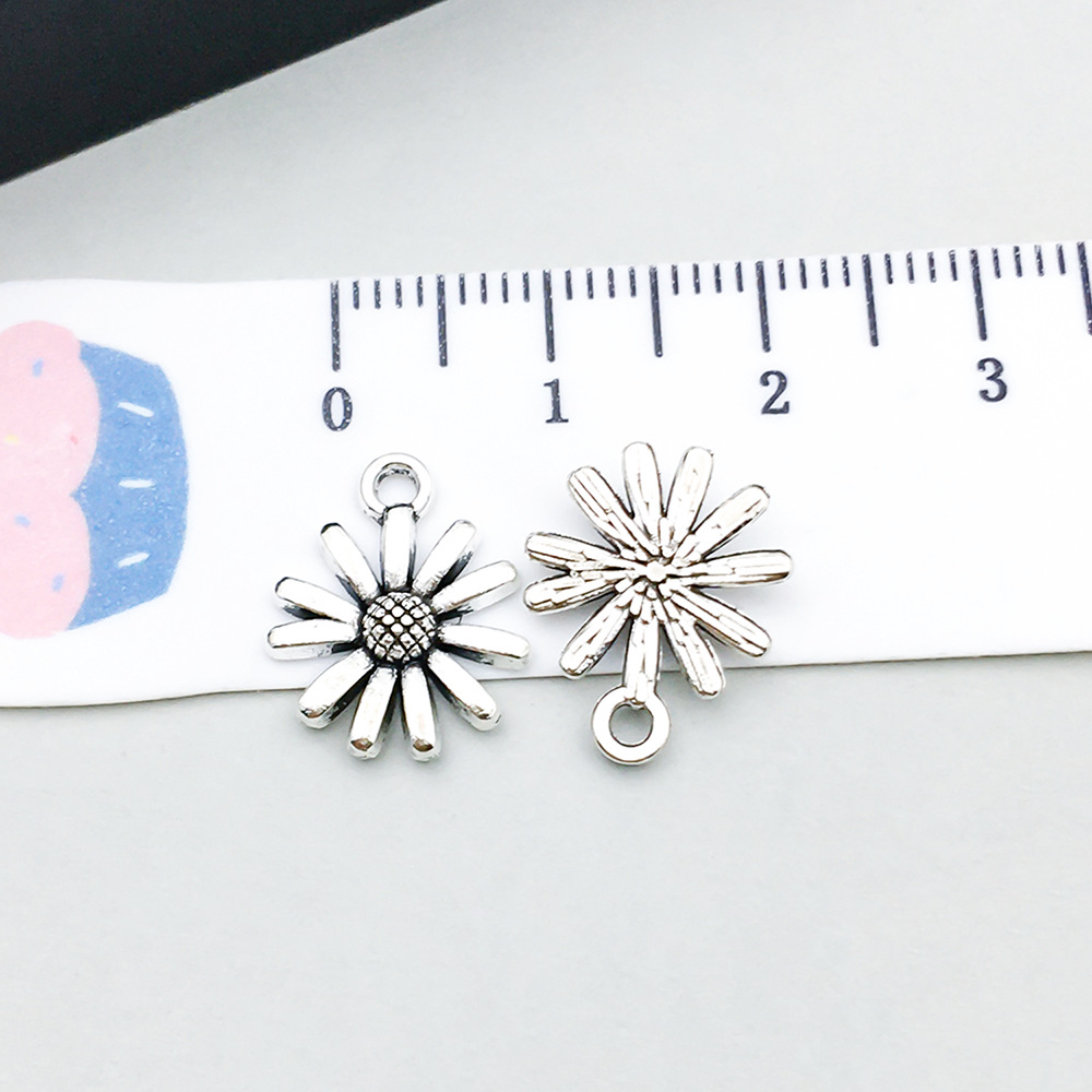 1 ancient silver daisy 11*14mm-0.7g-15720