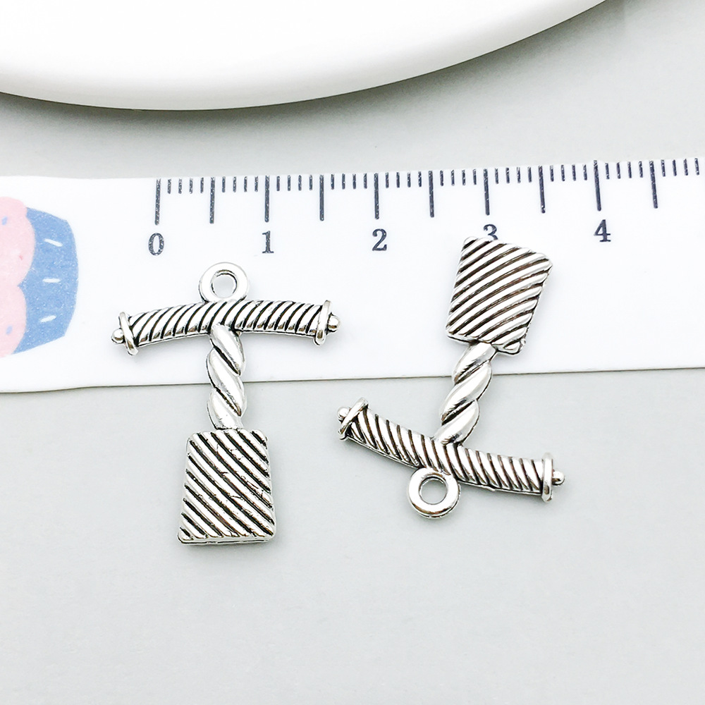 1 ancient silver bottle opener 20*25mm-1.7g-10564