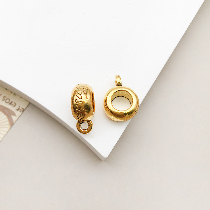 1 ancient gold tee hanging head 7x 10 hole 5mm