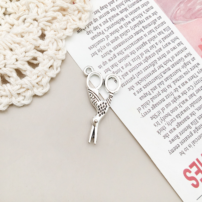 1 crane scissors 24x26mm-4342/1.6g