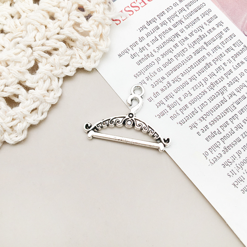 1 hanger 12x18mm-4863/1.1g