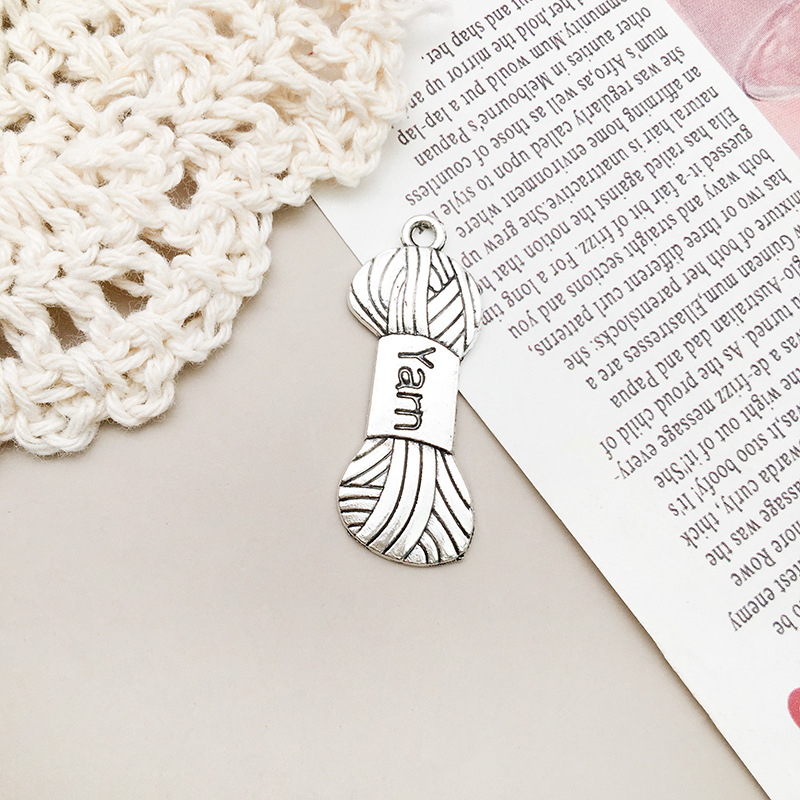 1 ancient silver sewing machine shaft 12x31mm-15715/1.7g