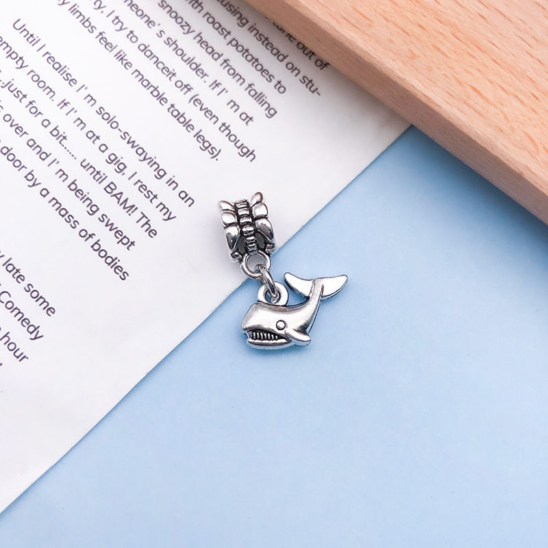 1 ancient silver shark 16x22mm-11492/1.9g