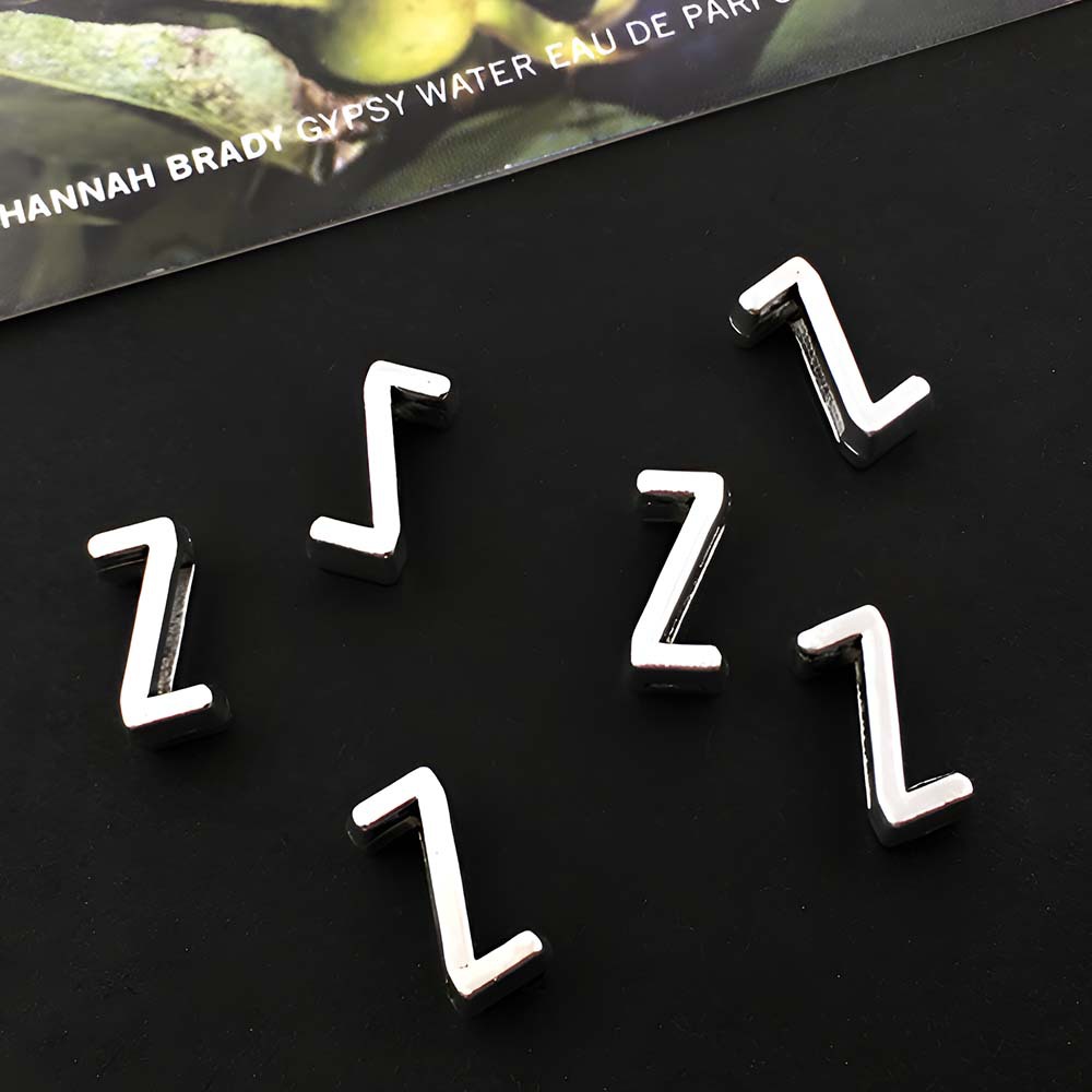 1 ancient silver perforated letter Z-5x10mm-0.5g