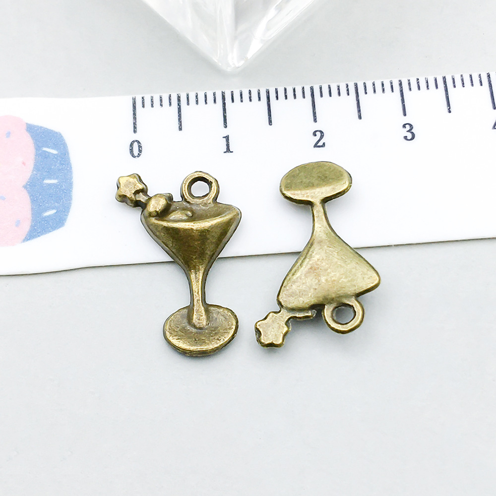 1 ancient green wine glass 13*20mm-1.2g-20773