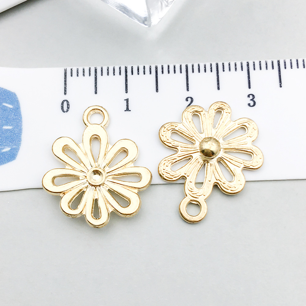 1 kc gold hollow flower 19*17mm-1.1g-20512