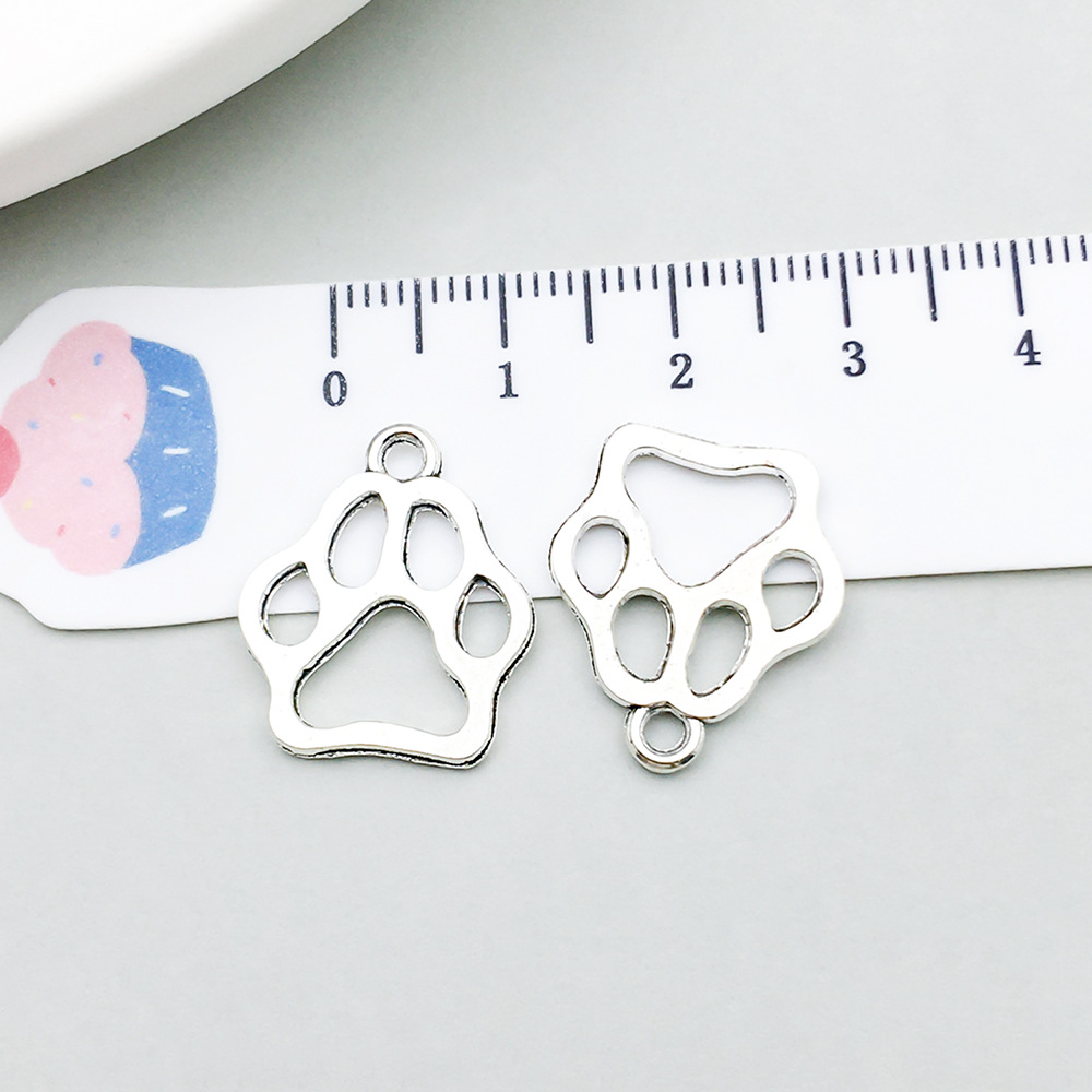 1 ancient silver cat claw 17*20mm-1.2g-7113