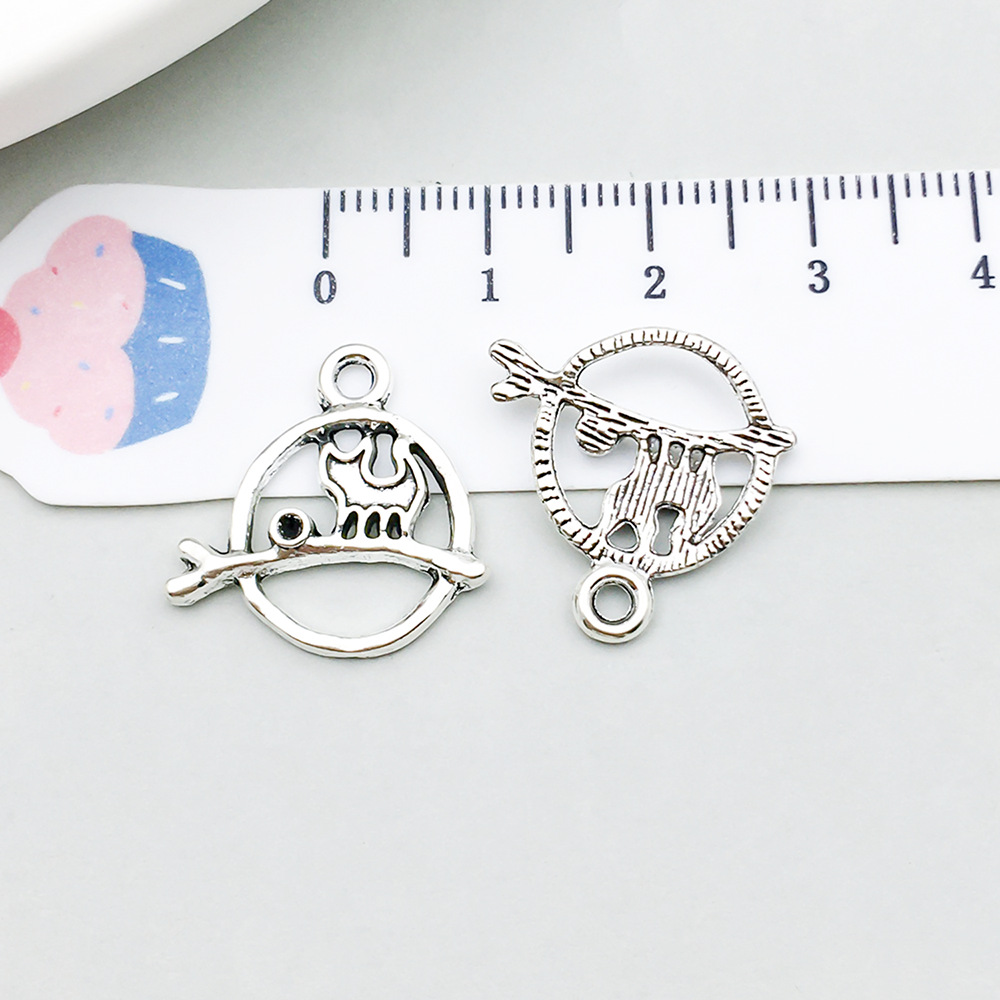 1 ancient silver round cat branch 19*19mm-1g-11268