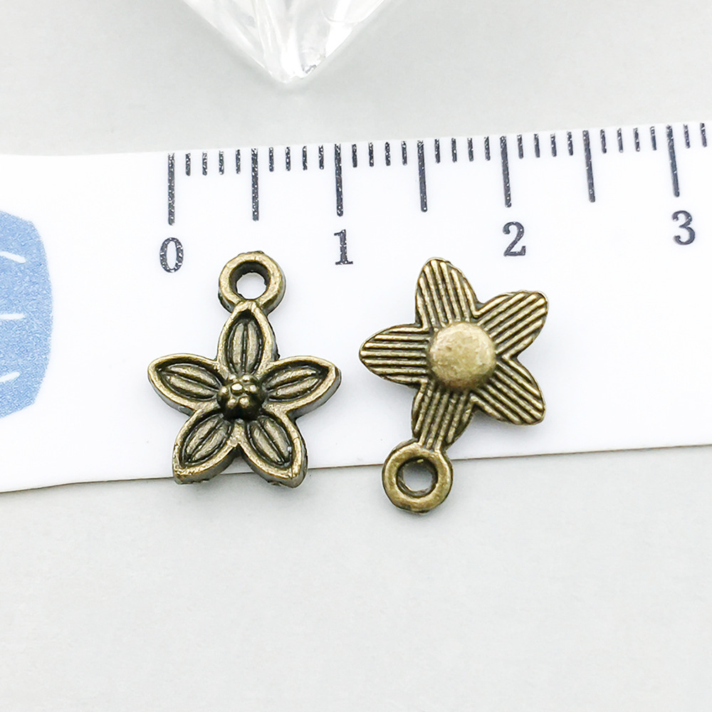 1 ancient green flower 14*11mm-0.7g-20482